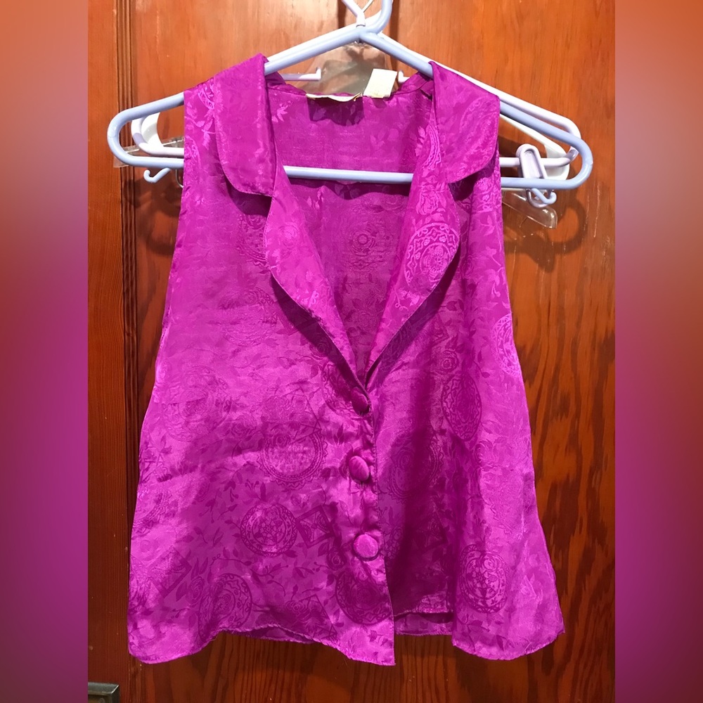 Vintage Victoria’s Secret gold label bright purple floral collared button down